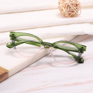 Photochromic Glasses: Dazzle