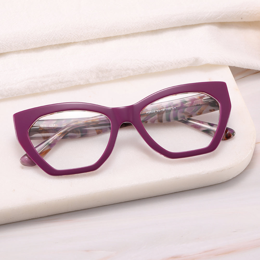 Photochromic Glasses: Facet