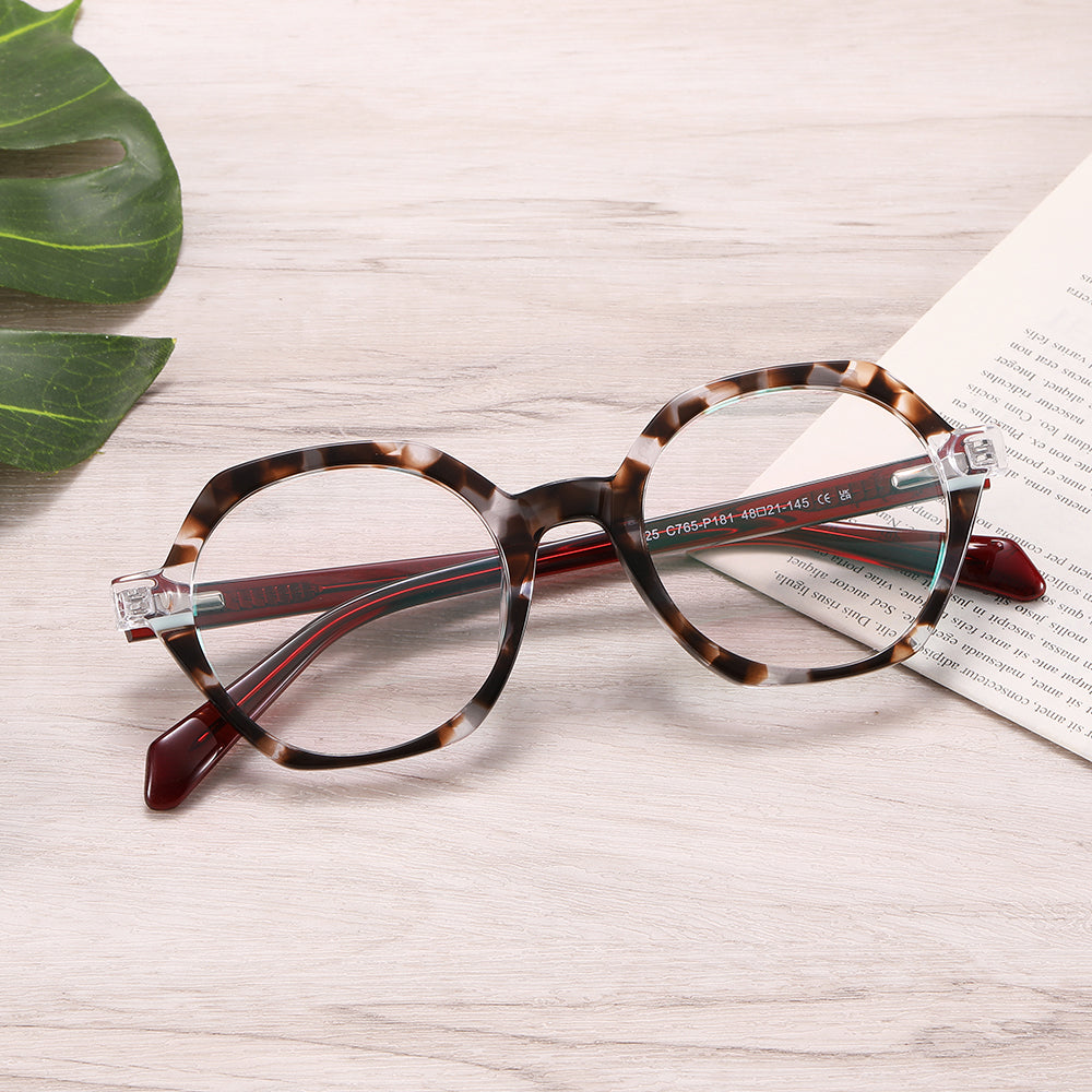 Photochromic Glasses: Muse
