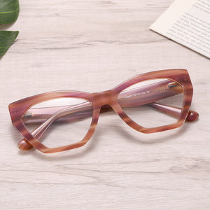 Photochromic Glasses: Facet
