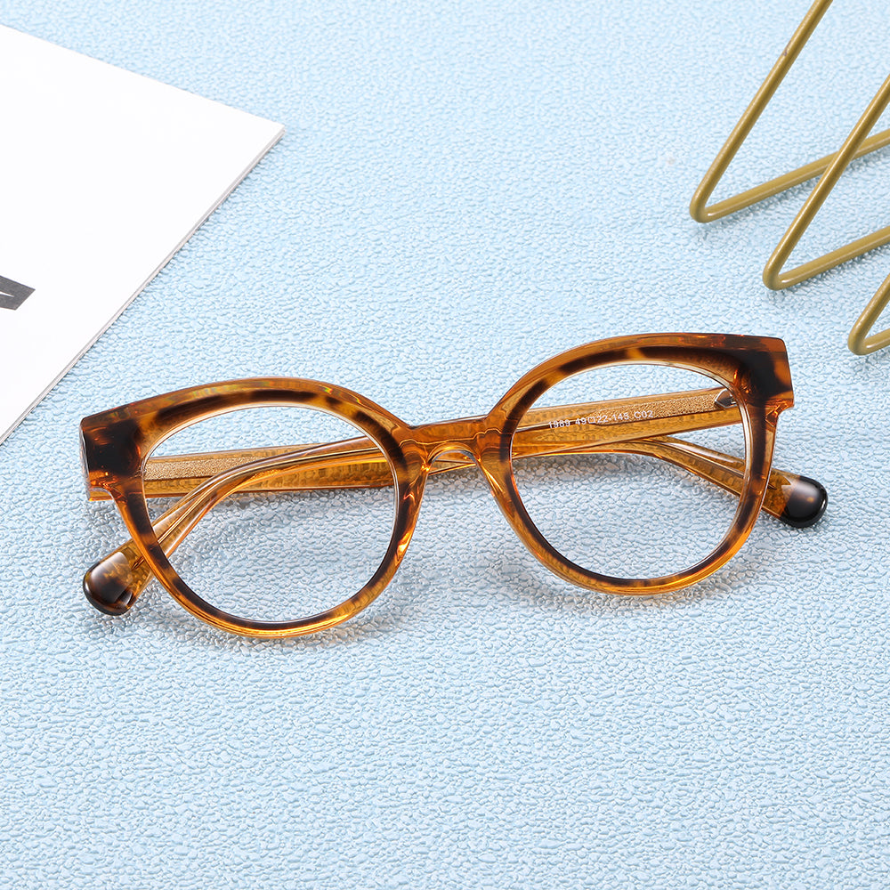 Photochromic Glasses: Luminae