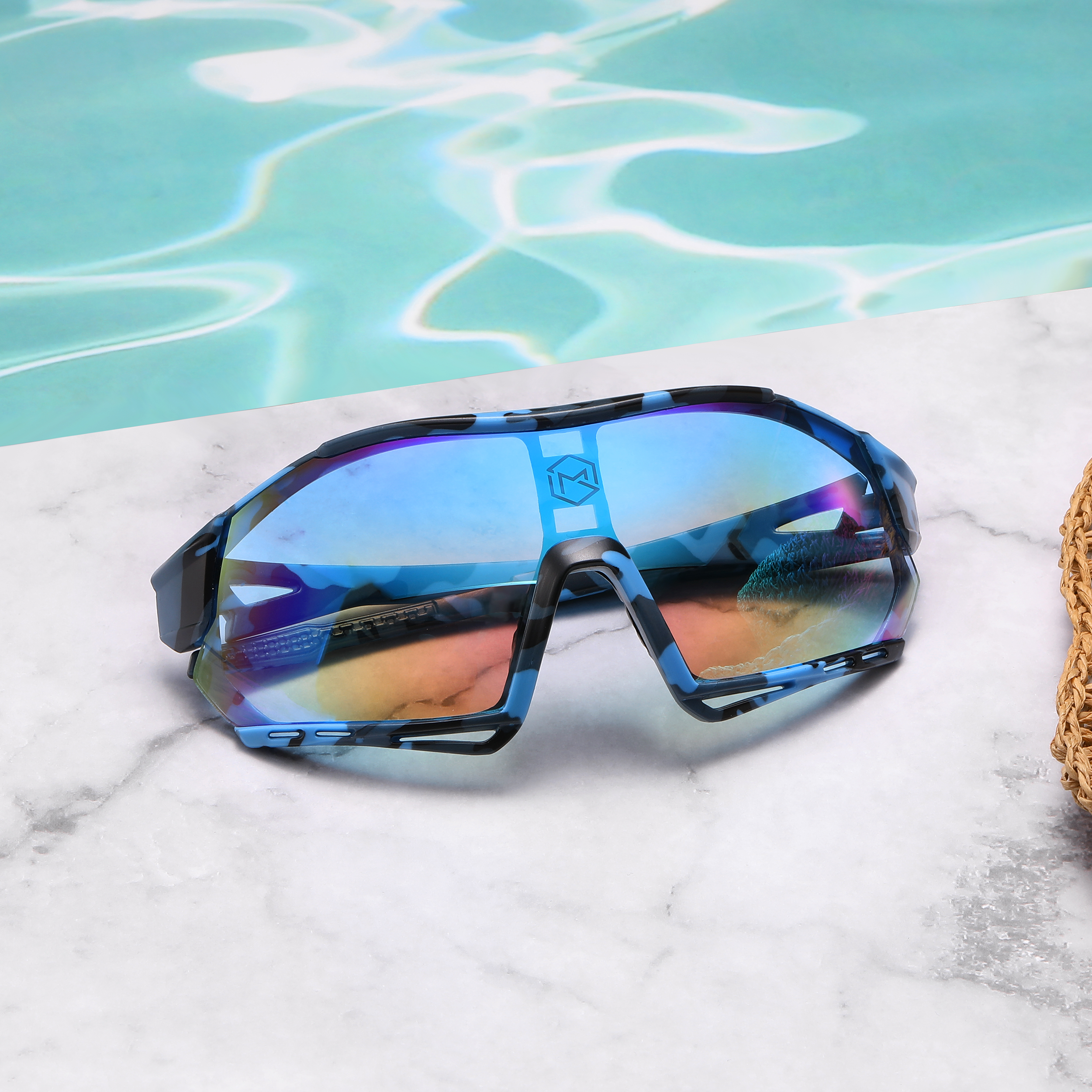 Sunglasses: Falcon