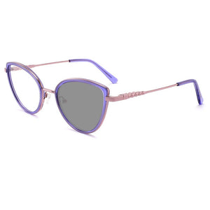 Photochromic Glasses: Cleo