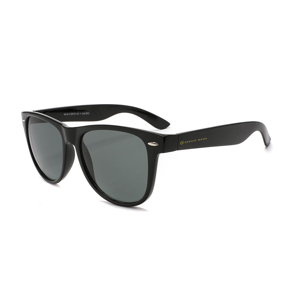 Sunglasses: Classic Essential