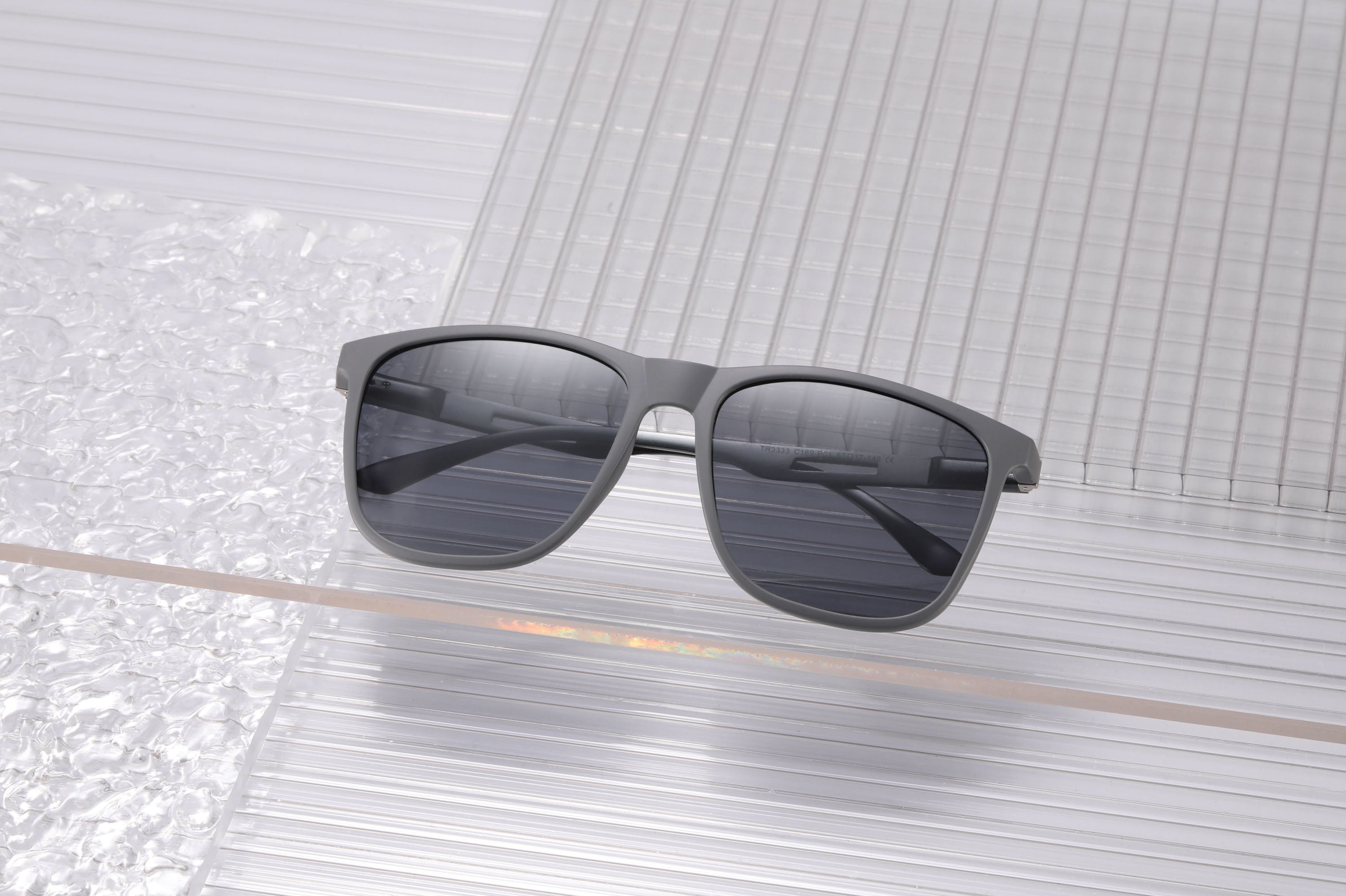 Sunglasses: Contempo Polarised