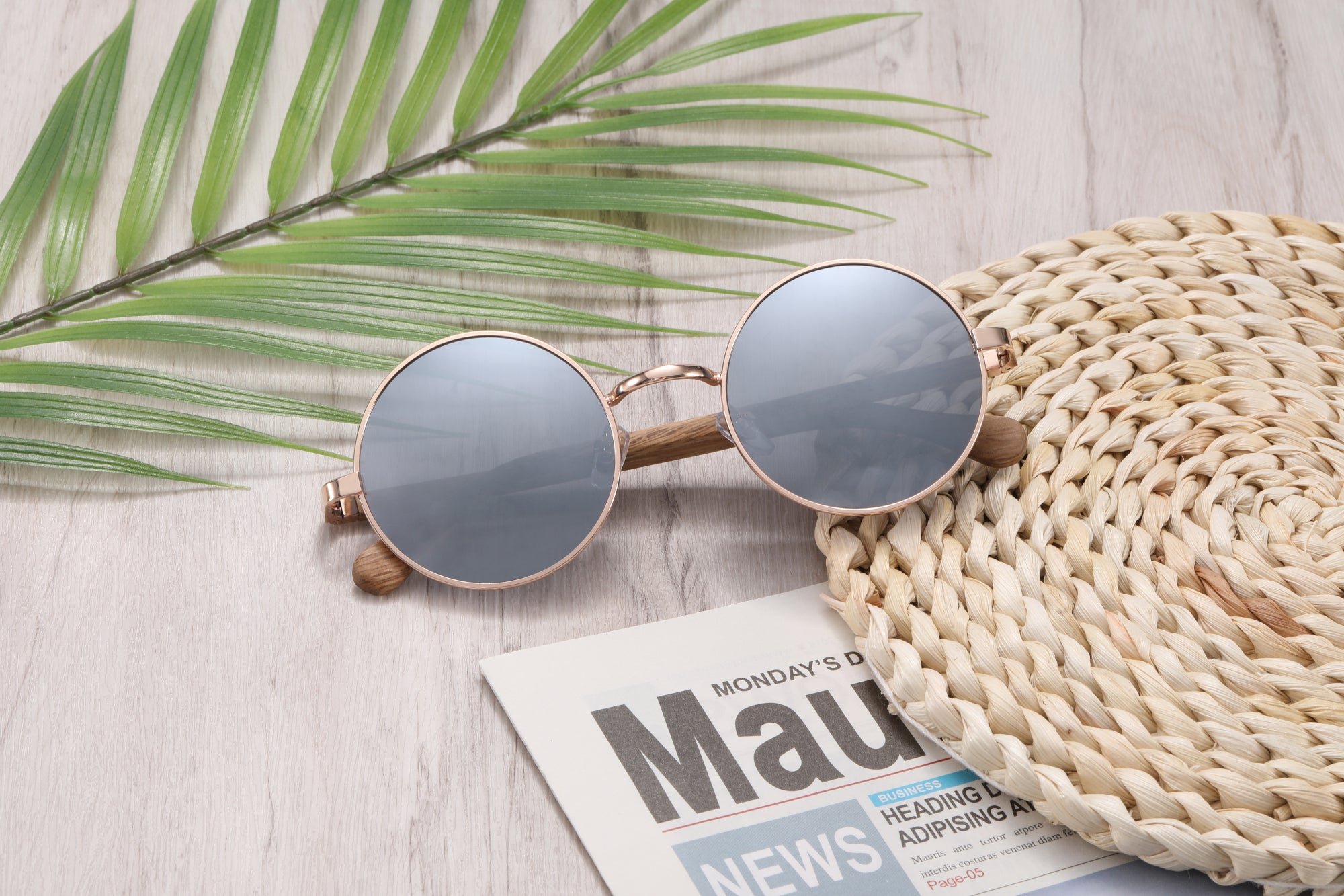 Sunglasses: Comoda Polarised