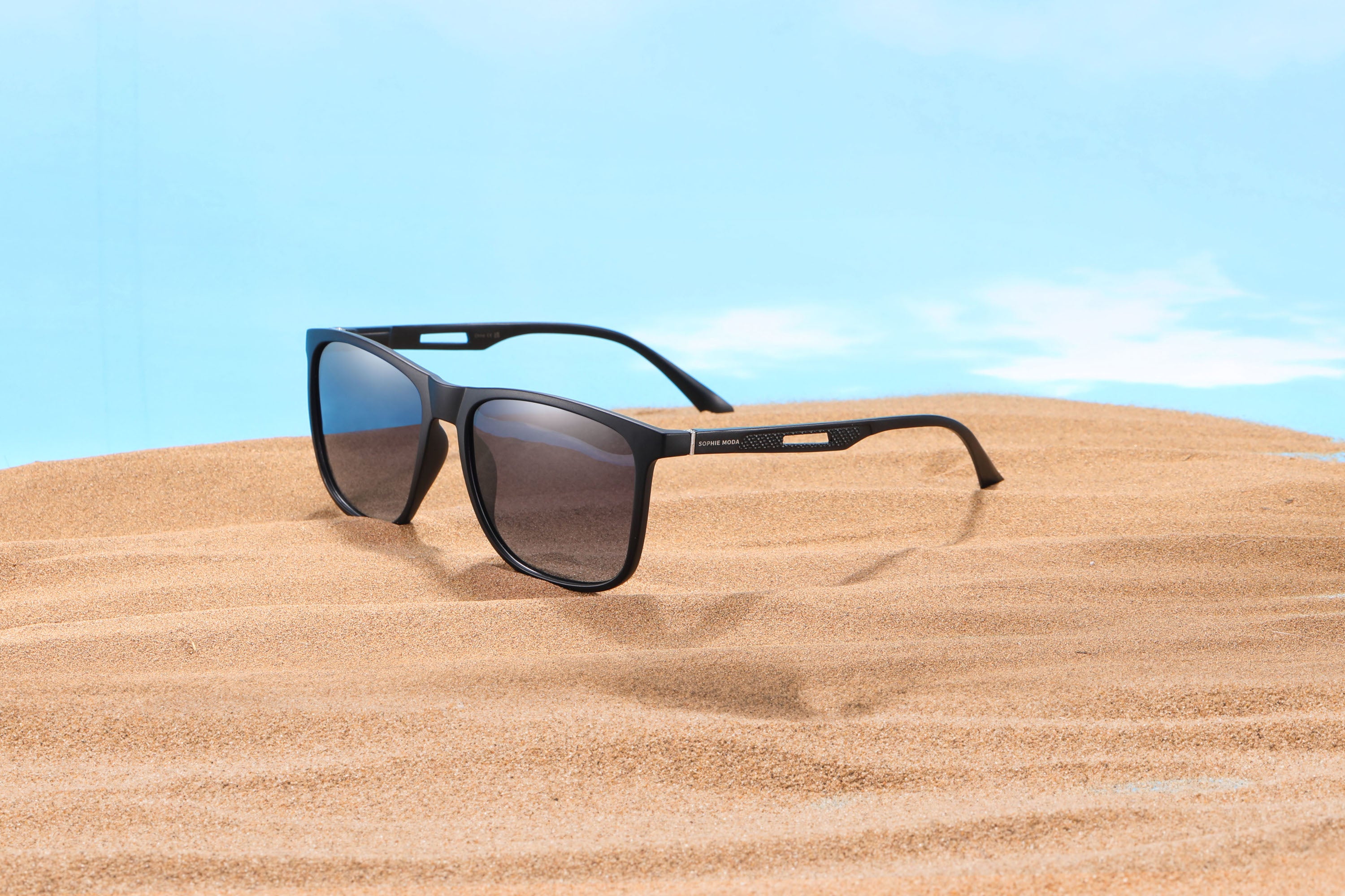 Sunglasses: Contempo Polarised