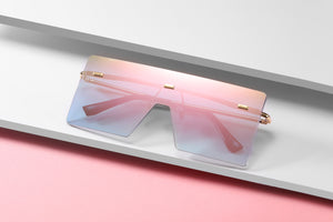 Sunglasses: Uno Pezzo