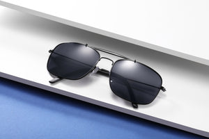 Sunglasses: Force du Style Polarised