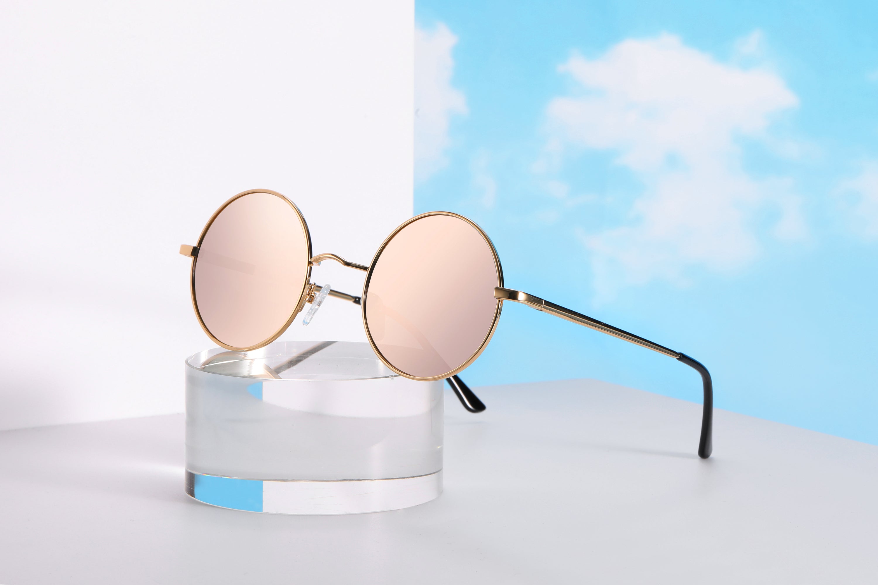 Sunglasses: Circolare Polarised