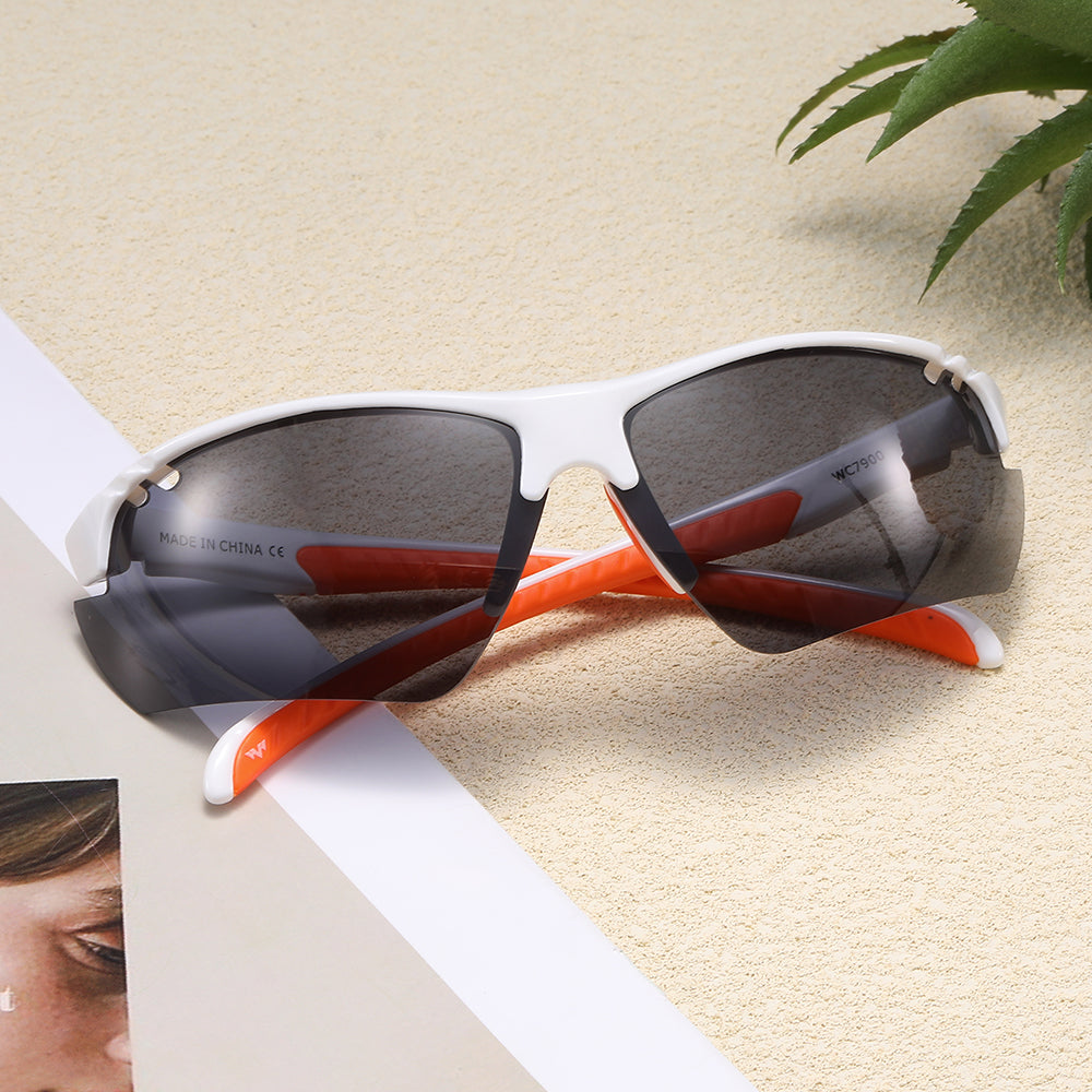 Sunglasses: Vento