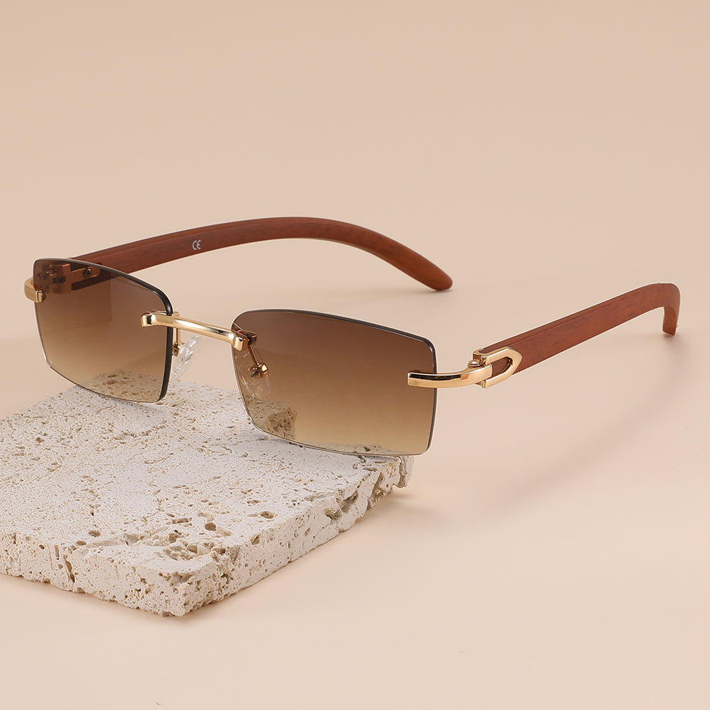 Sunglasses: Cosmo