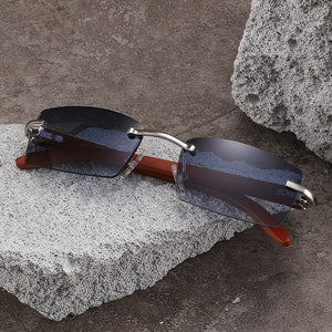 Sunglasses: Cosmo