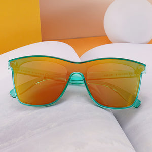 Sunglasses: Clara