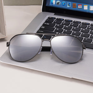Sunglasses: Accesso