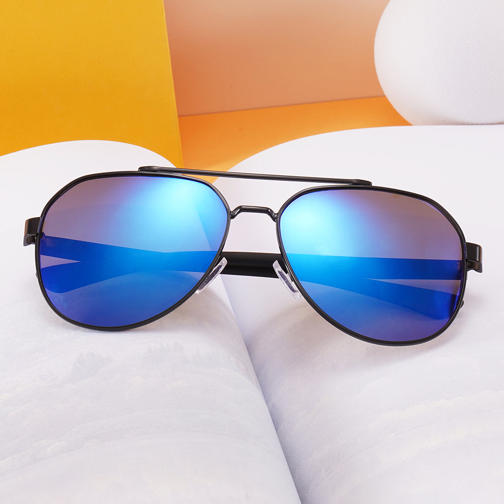 Sunglasses: Accesso