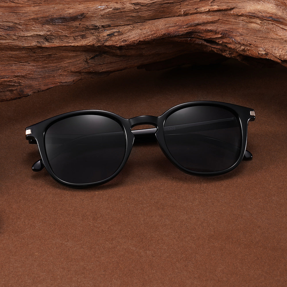 Sunglasses: Charma