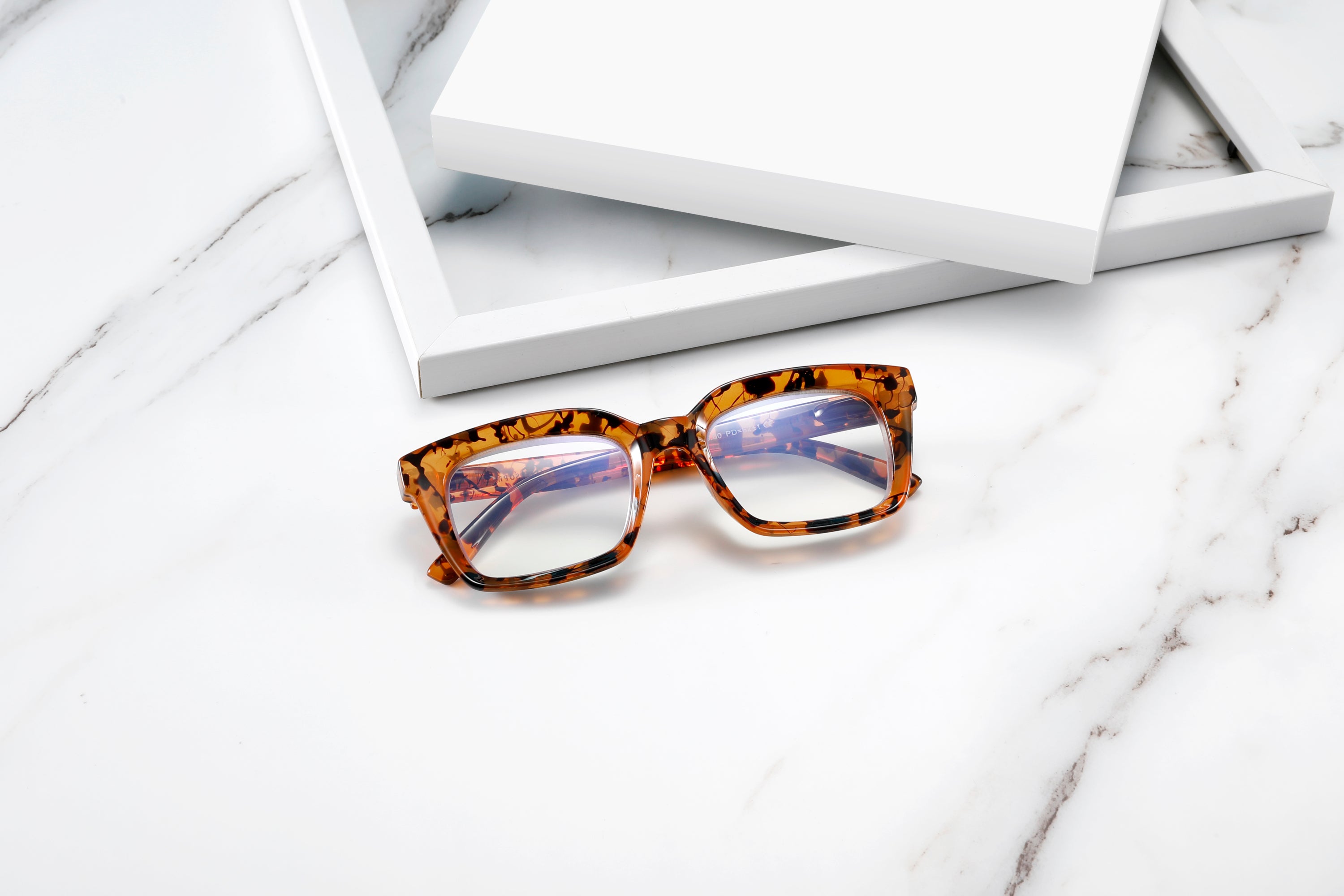 Reading Glasses with Anti-Blue Light Lenses - Euca collection