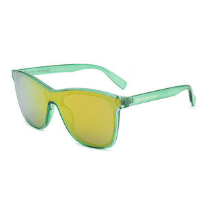 Sunglasses: Clara
