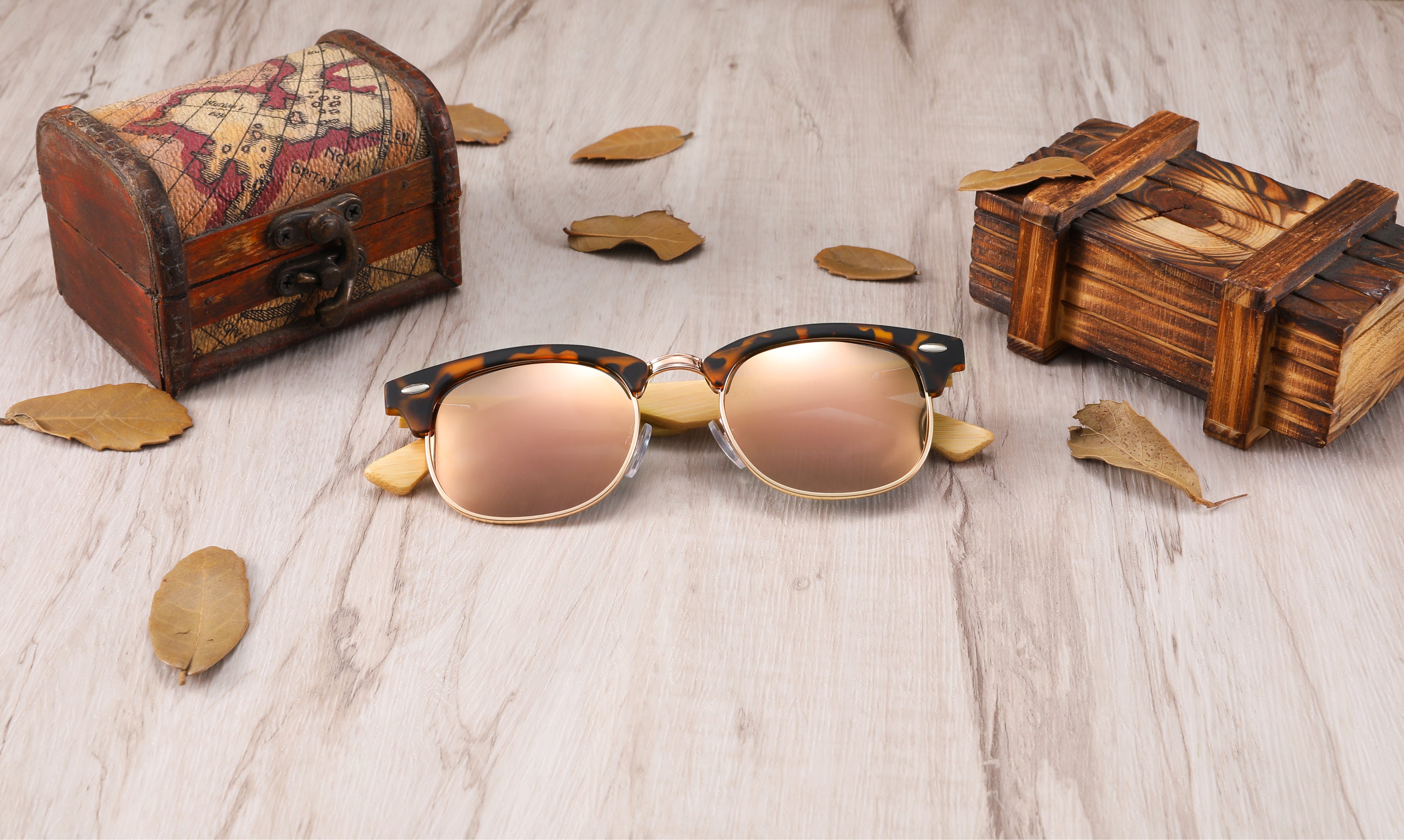 Sunglasses: Bei Tempi Polarised